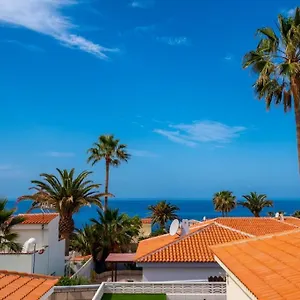  Villa Iris