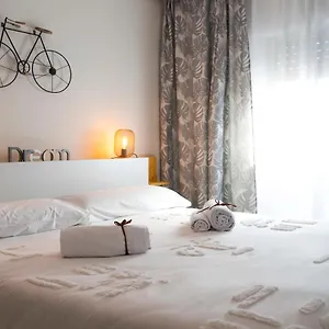 https://royal-residences.es-andalucia.com