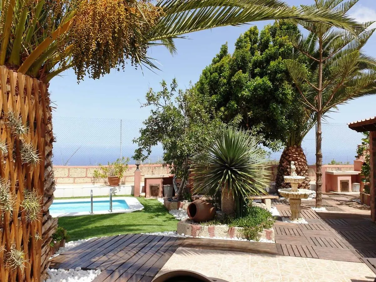 Almendro Villa Arico Viejo 0*,  Spain